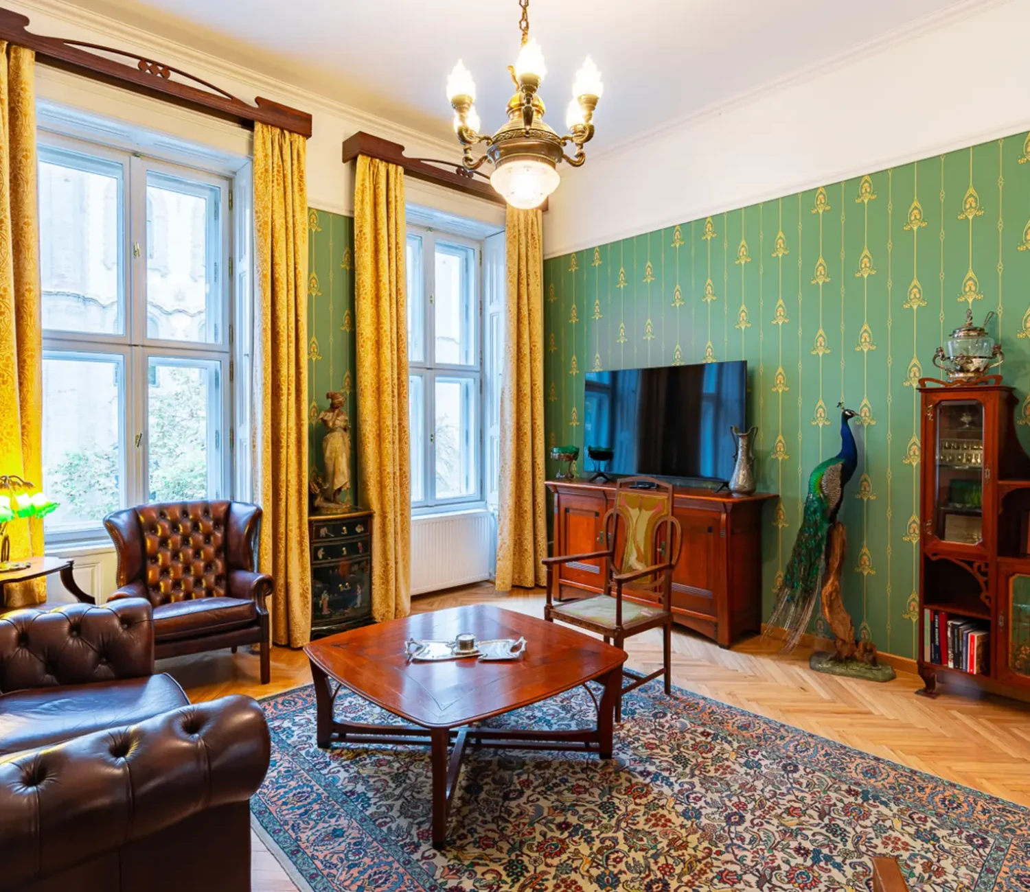 Cohost-Budapest-Airbnb-Management-Budapest-Hold-utca