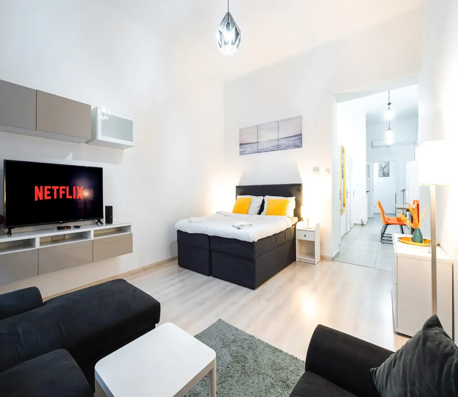 rovidtavu-kiadas-budapest-cohost-menedzsment